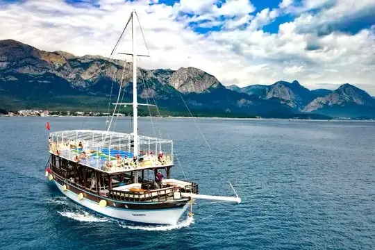 Kemer Boat Tour 2026: Discover the Best Bays from the Sea