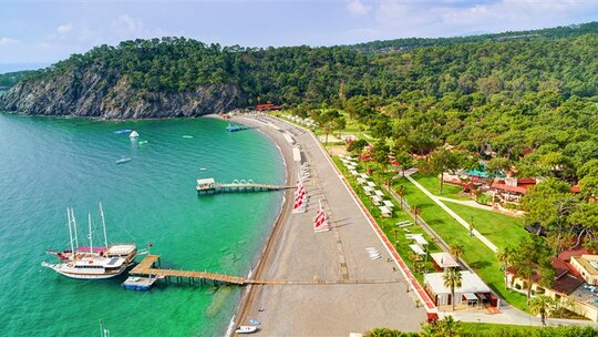 Where the Mountains Meet the Sea: Experience the Calm Beauty of Çamyuva